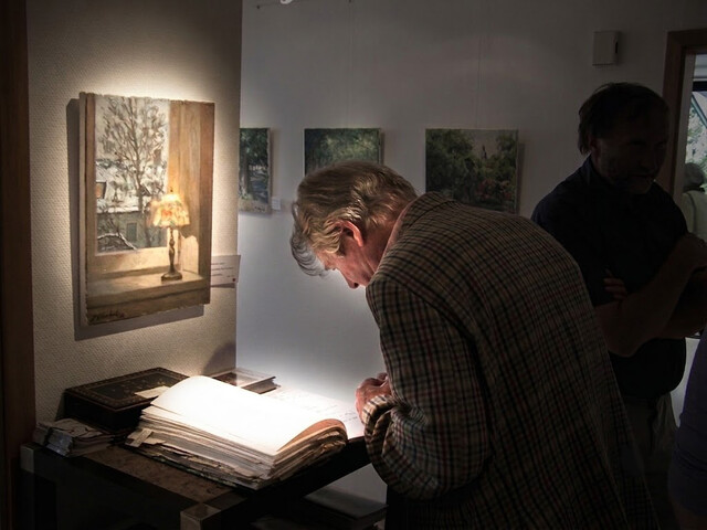 exhibitions/02